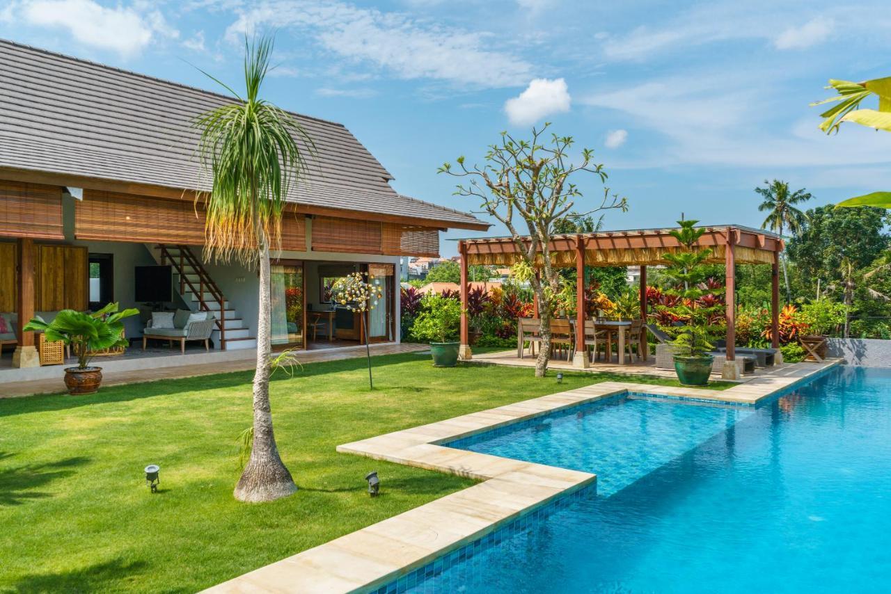 Villa Beauvida - Cozy 4- Bedroom Villa In Canggu With 18M Pool Dalung  Luaran gambar