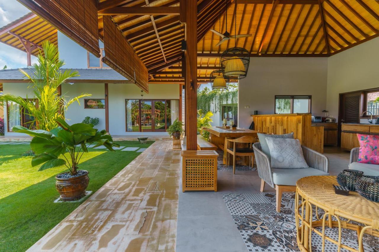 Villa Beauvida - Cozy 4- Bedroom Villa In Canggu With 18M Pool Dalung  Luaran gambar