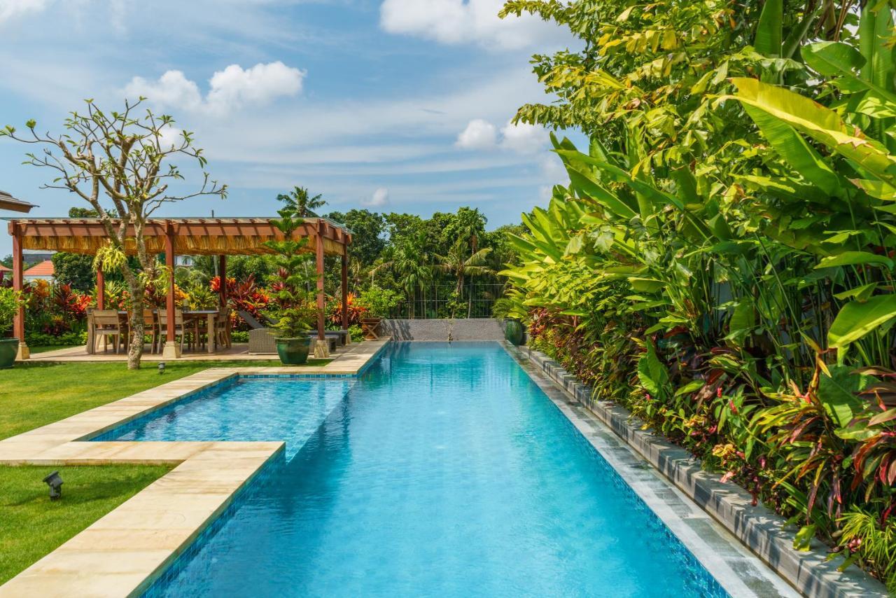 Villa Beauvida - Cozy 4- Bedroom Villa In Canggu With 18M Pool Dalung  Luaran gambar
