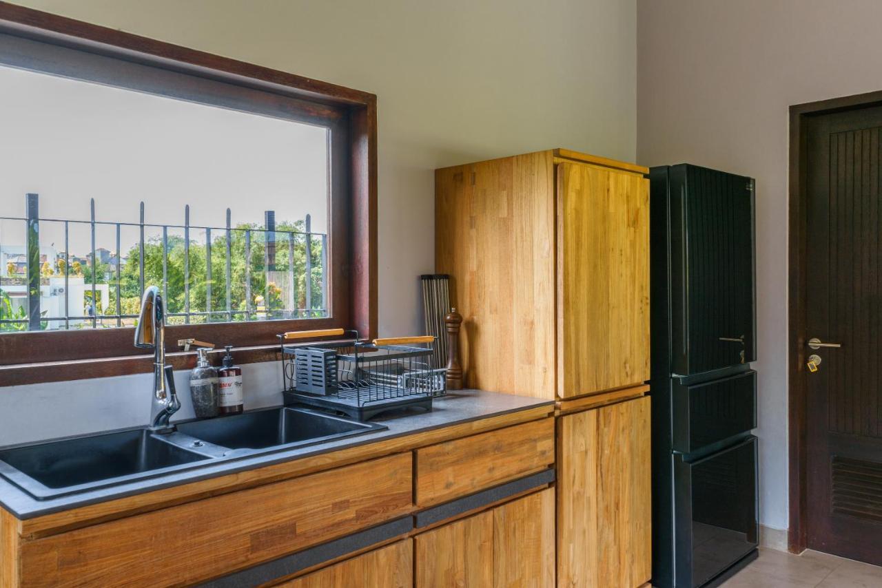 Villa Beauvida - Cozy 4- Bedroom Villa In Canggu With 18M Pool Dalung  Luaran gambar
