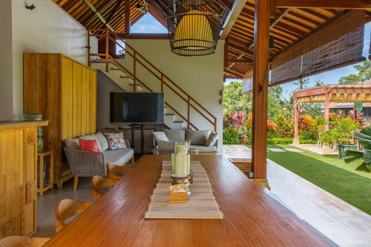 Villa Beauvida - Cozy 4- Bedroom Villa In Canggu With 18M Pool Dalung  Luaran gambar